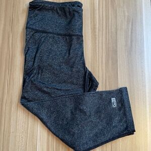 Jacques Moret Go Fit Capri athletic leggings.  Size Small.
